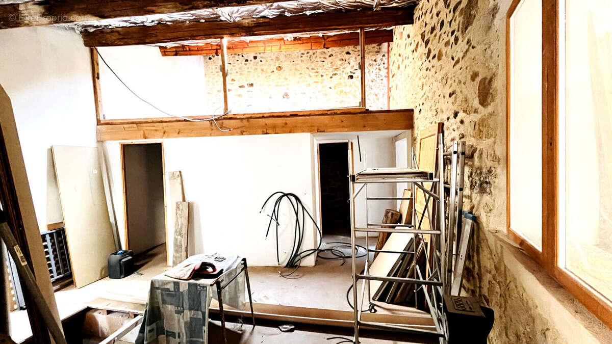 Maison à THEZAN-LES-BEZIERS