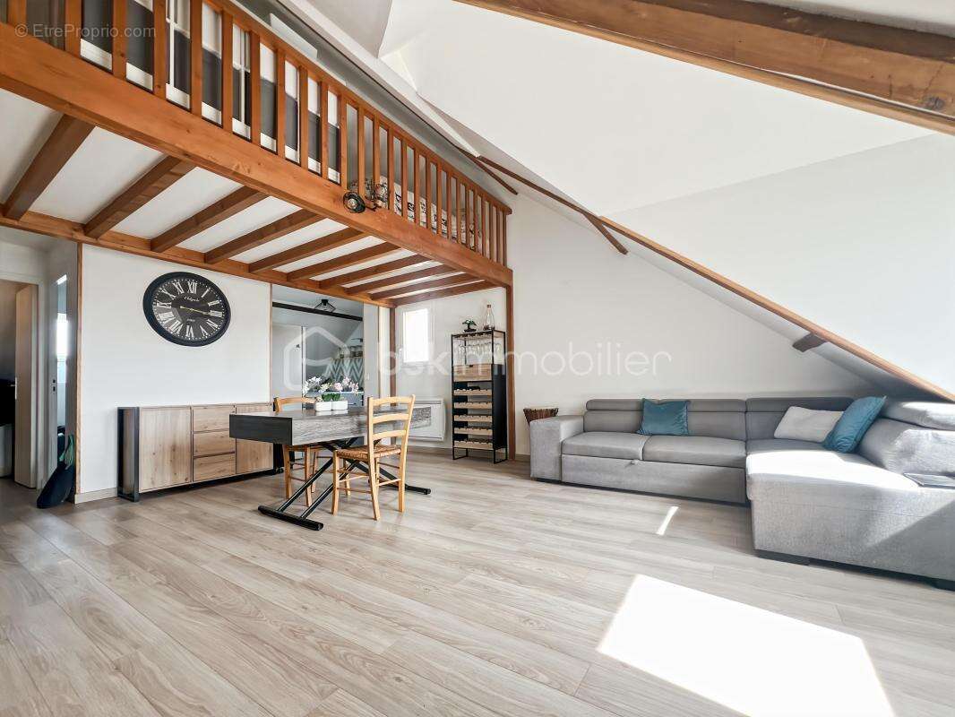 Appartement à ETRECHY