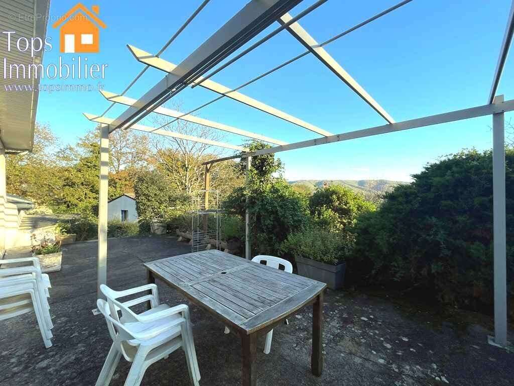 Maison à VILLEFRANCHE-DE-ROUERGUE