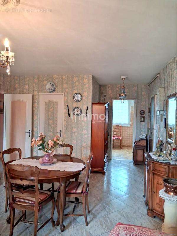 Appartement à MARSEILLE-11E
