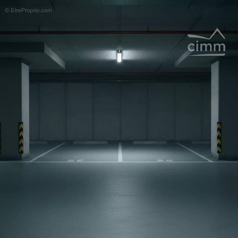 Parking à VAULX-EN-VELIN