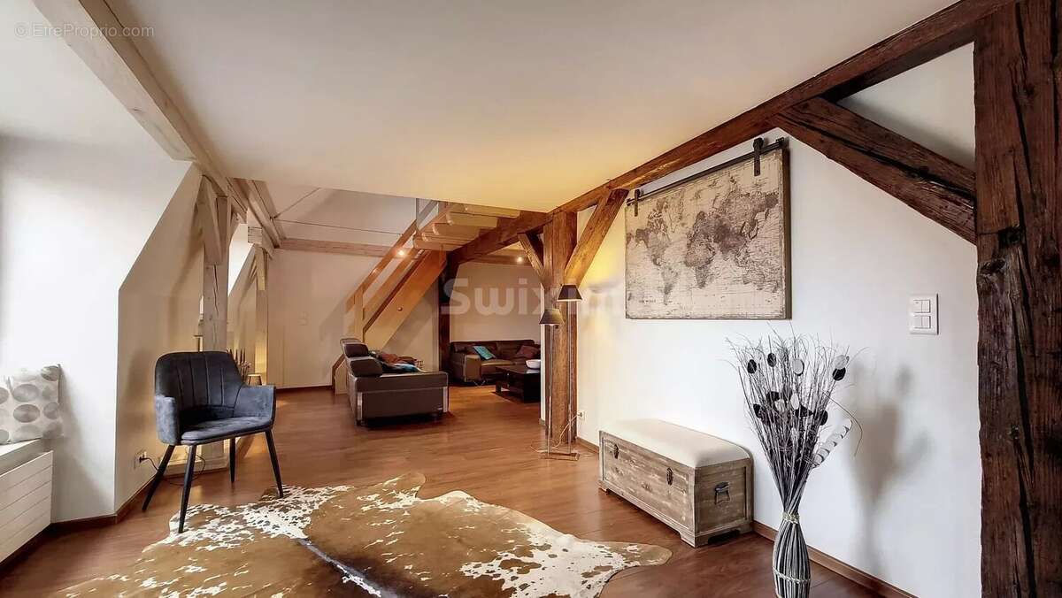 Appartement à ZELLENBERG