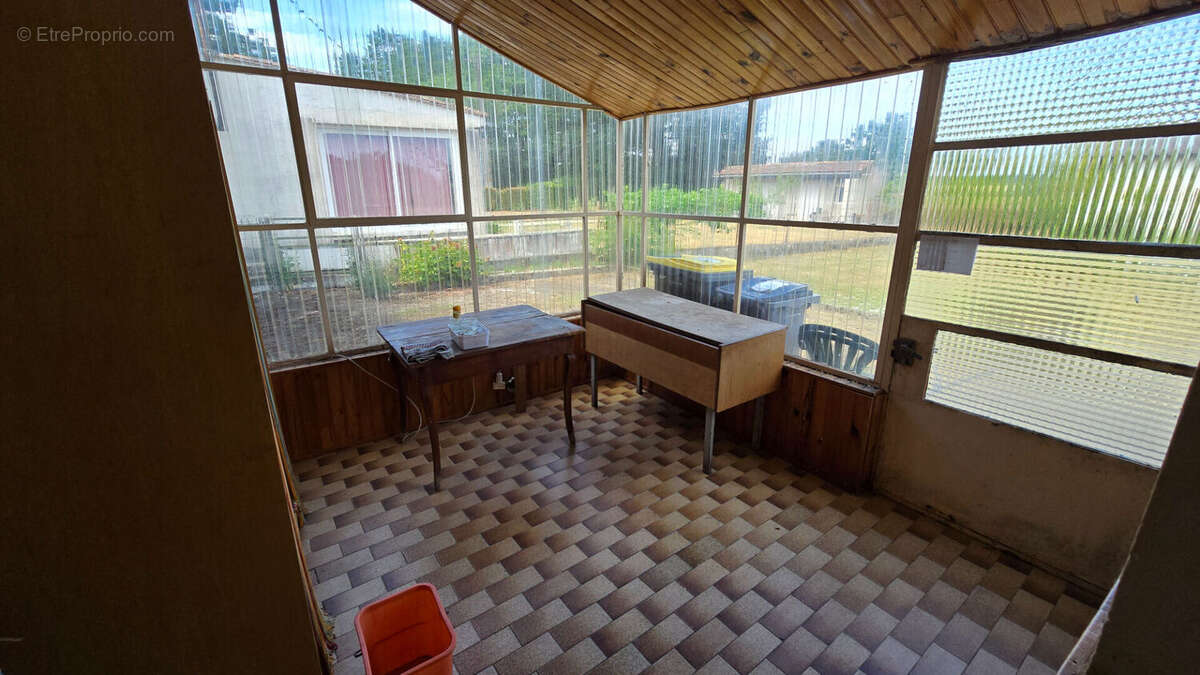 Maison 70m² à charroux - photo 7