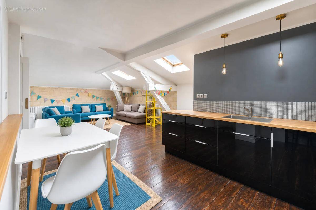 Appartement à BORDEAUX