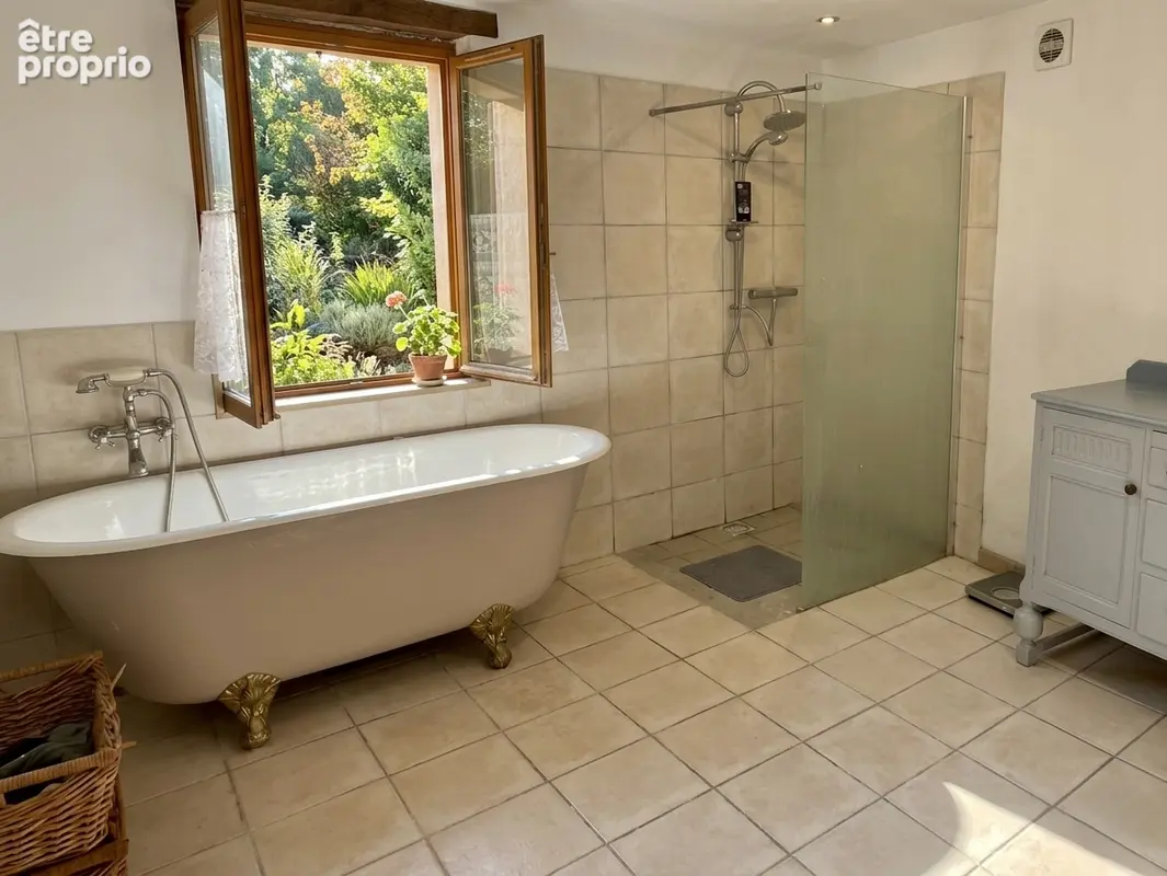 Prix exceptionel pour cette charmante maison entre Aulnay-de-Saintonge et Matha. Potentiel de faire une deuxième maison - photo 6
