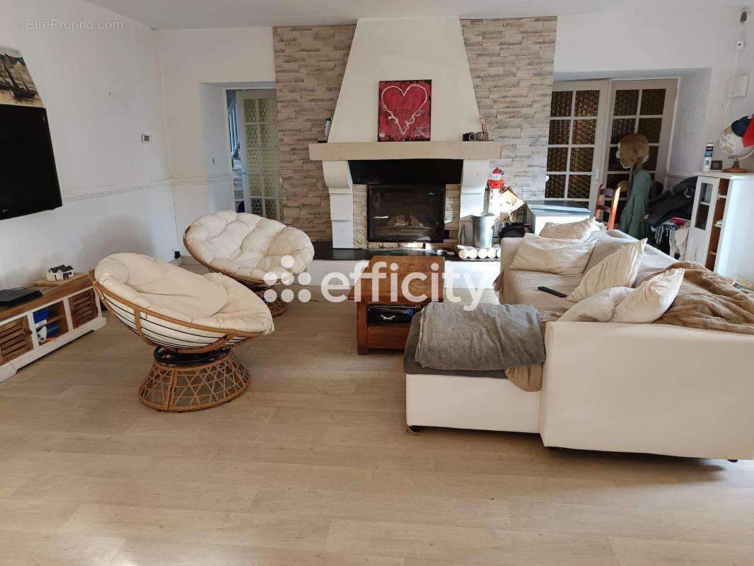 Maison à CONGE-SUR-ORNE