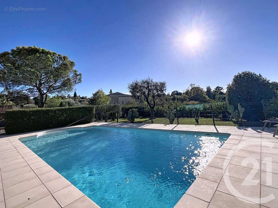 Appartement 79 m² à Mouans-Sartoux  - photo 3