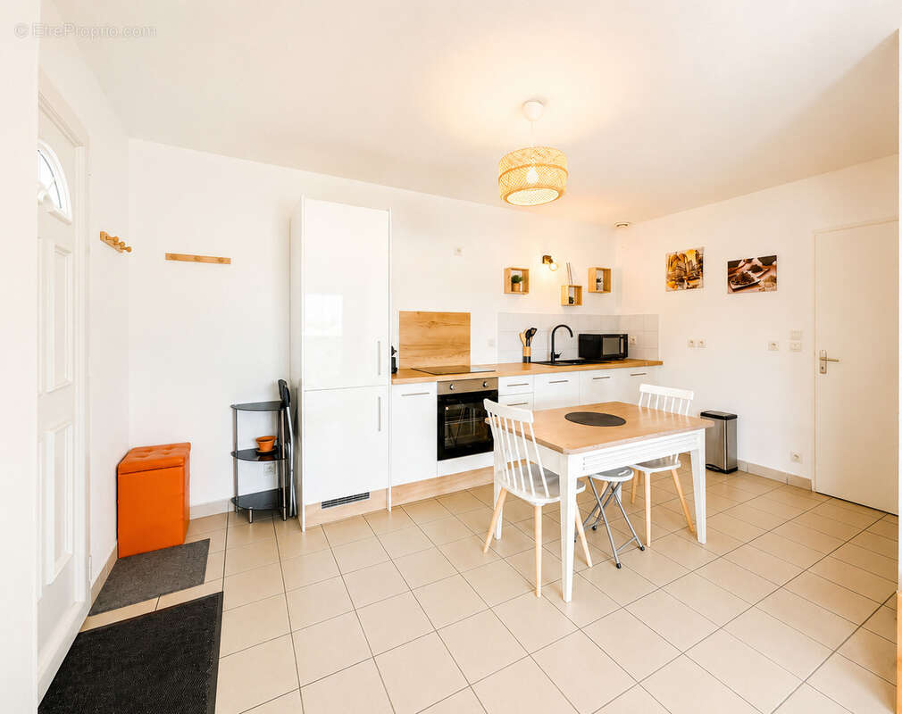 CHARMANT APPARTEMENT T3 de 57 m2 au coeur de Montussan - photo 3