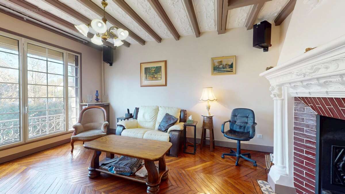 Maison à VILLEMOMBLE