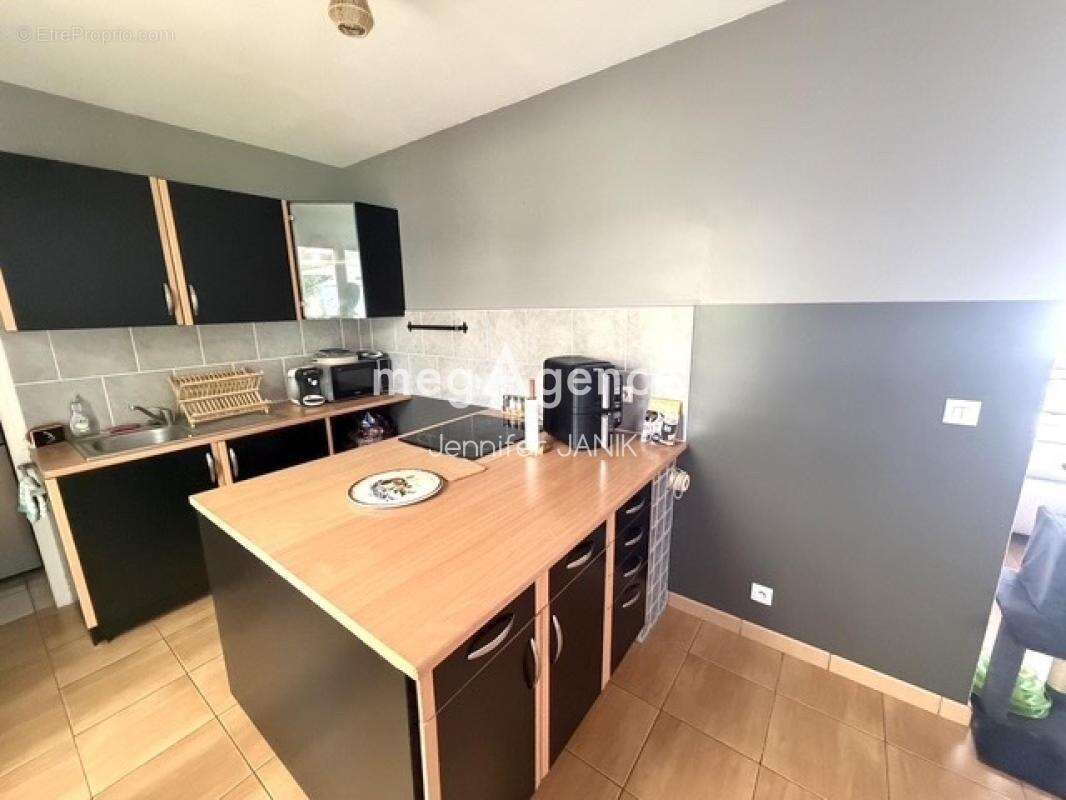 Maison à MAIGNELAY-MONTIGNY