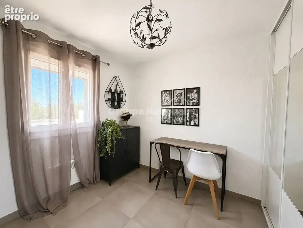 ENSUES LA REDONNE: Villa de type 4 de plain pied de 90 m2 sur un terrain de 620 m2. - photo 7