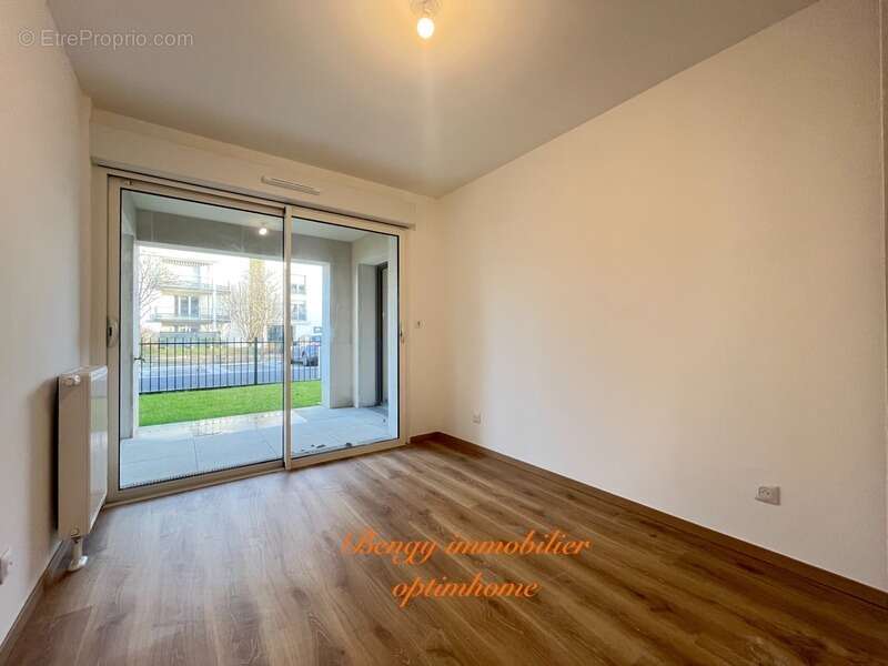 Appartement à SAINT-CYR-SUR-LOIRE