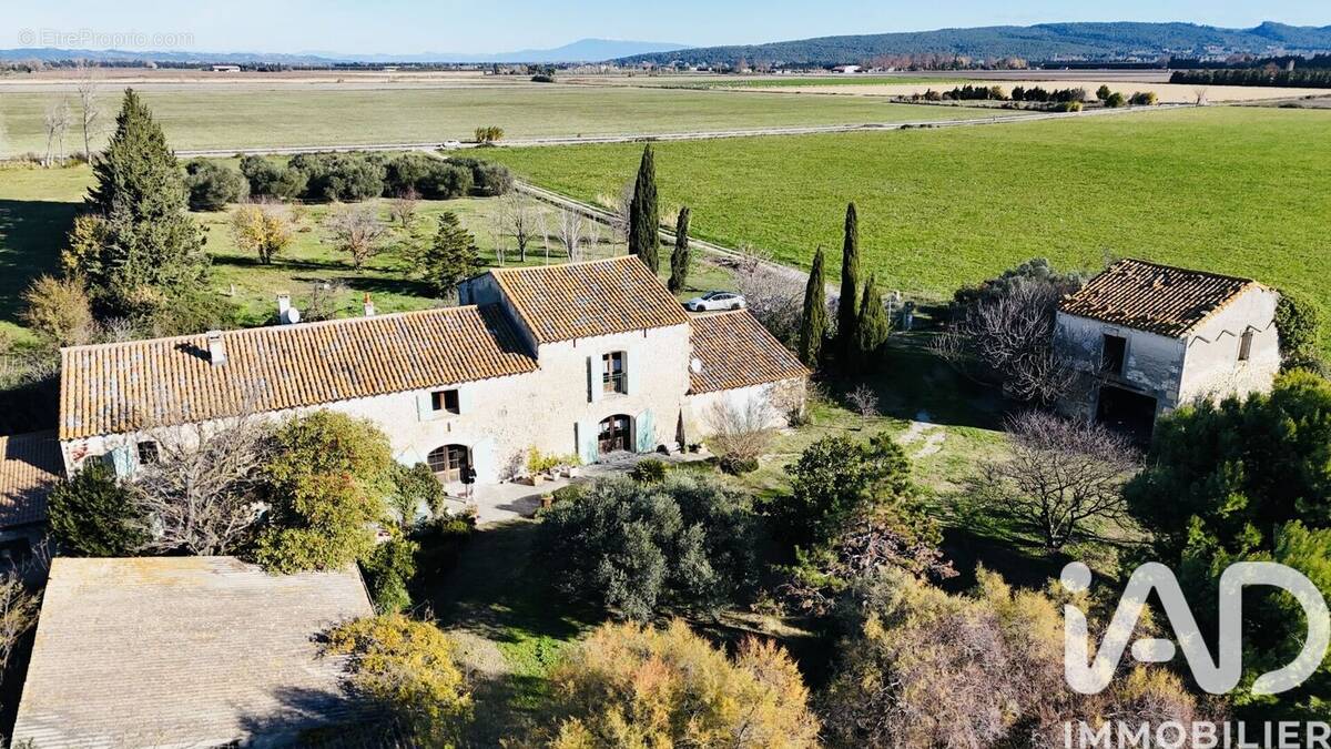 Photo 1 - Maison à ARLES