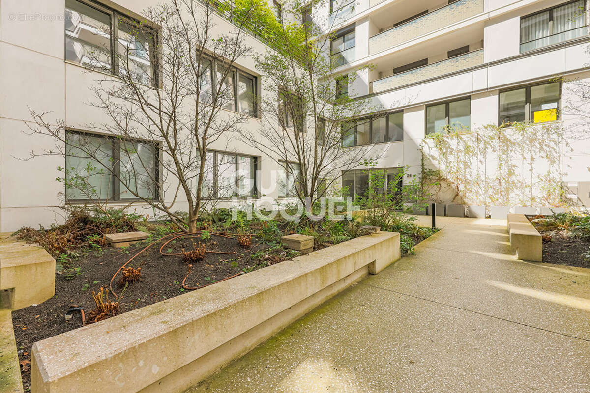 Appartement à ISSY-LES-MOULINEAUX