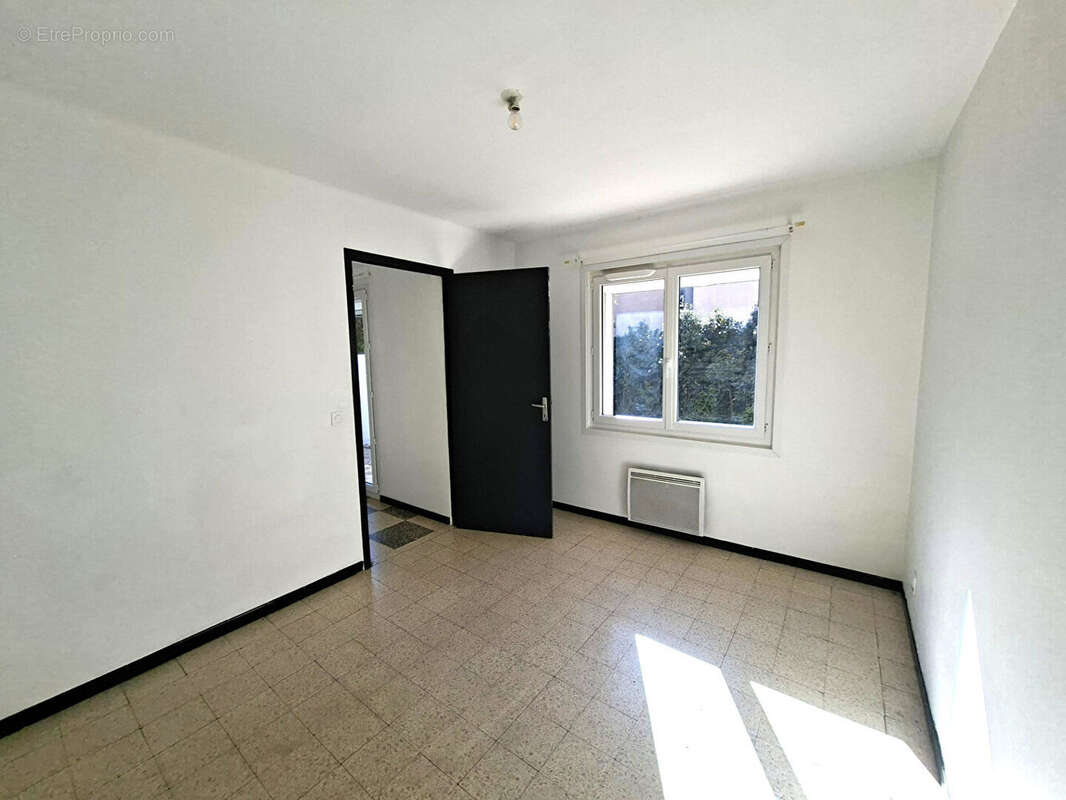 Appartement à LA VALETTE-DU-VAR