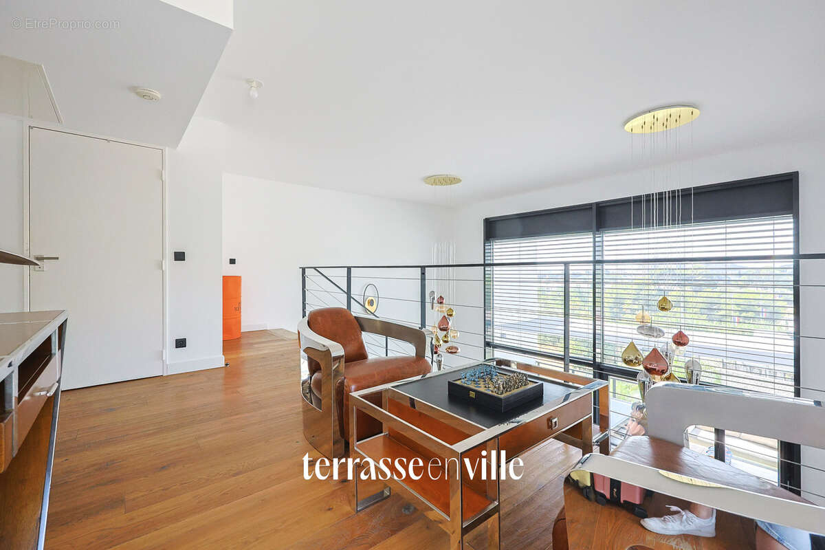 Duplex de luxe - 123m2 - terrasse 22m2- rooftop vue mer 60m2 - jacuzzi - 4 parkings - photo 19