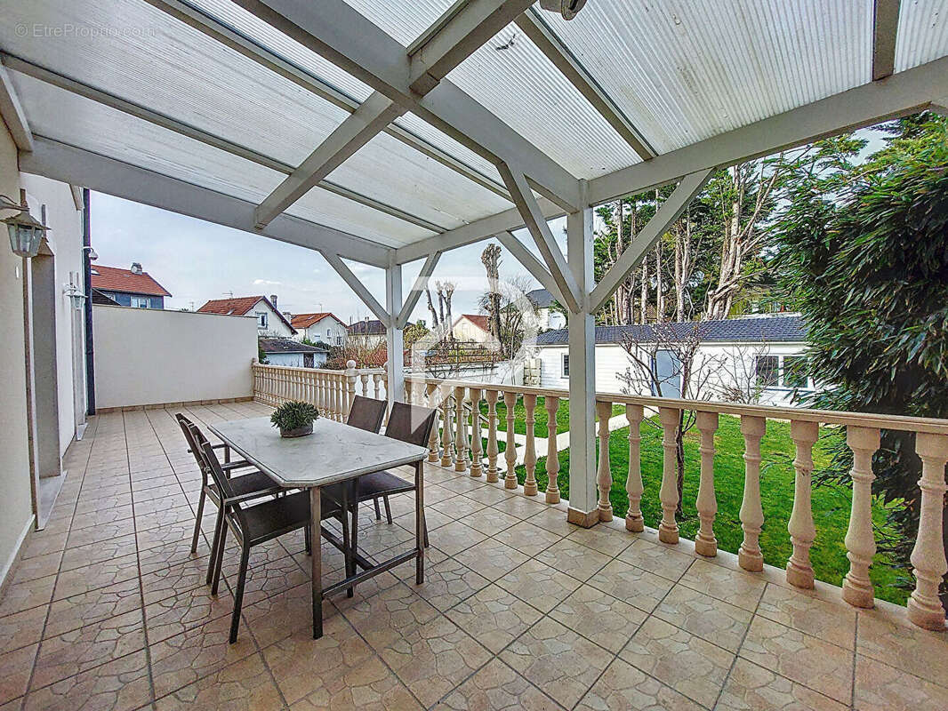 Maison à GOURNAY-SUR-MARNE