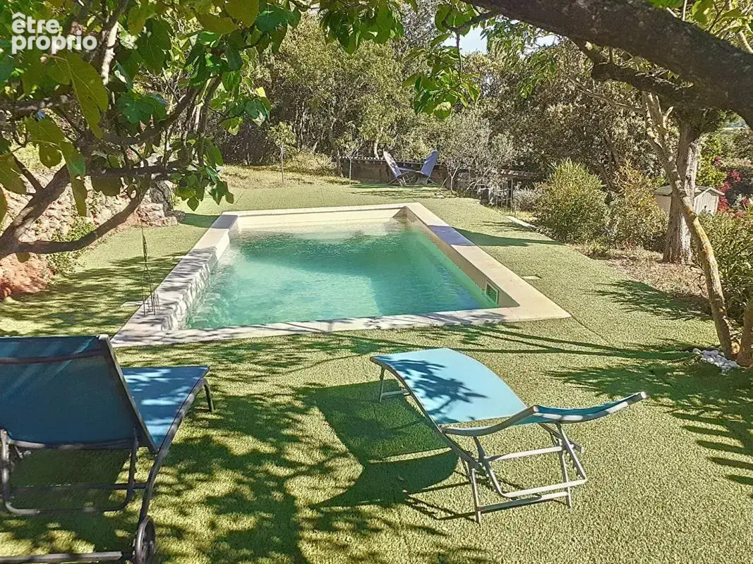 Villa sur 5689m²  de terrain avec vue exceptionnelle et piscine - La Roquebrussanne - photo 4