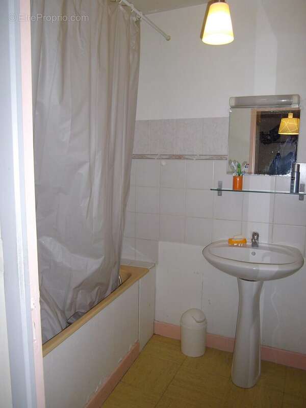 Appartement à SAINTES