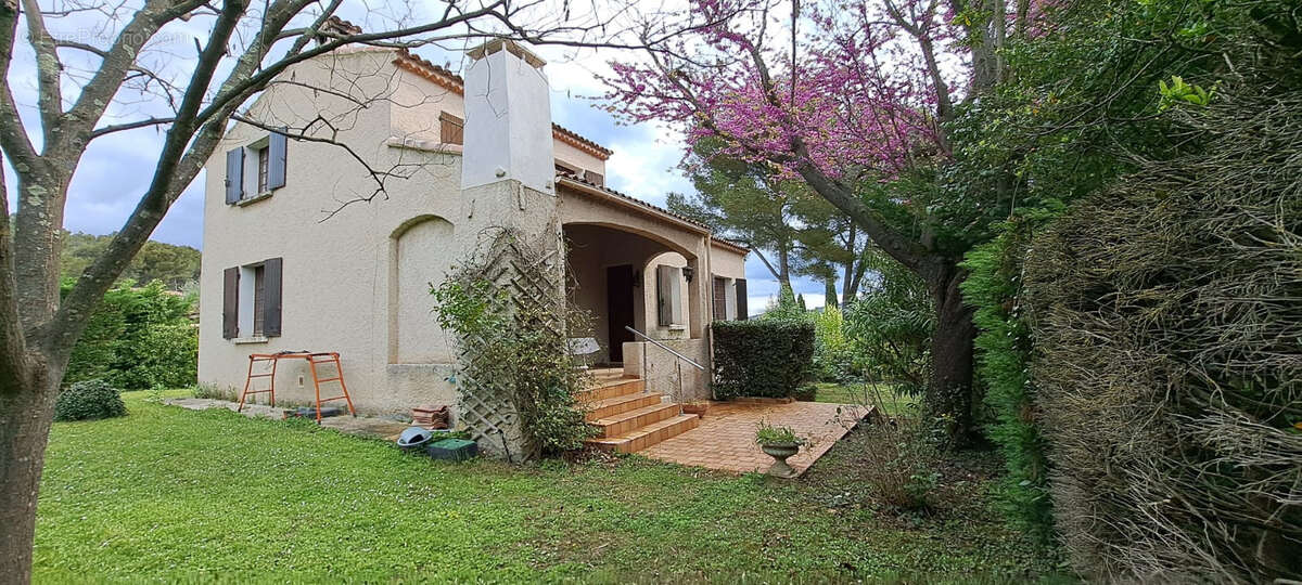 Maison à BOUC-BEL-AIR