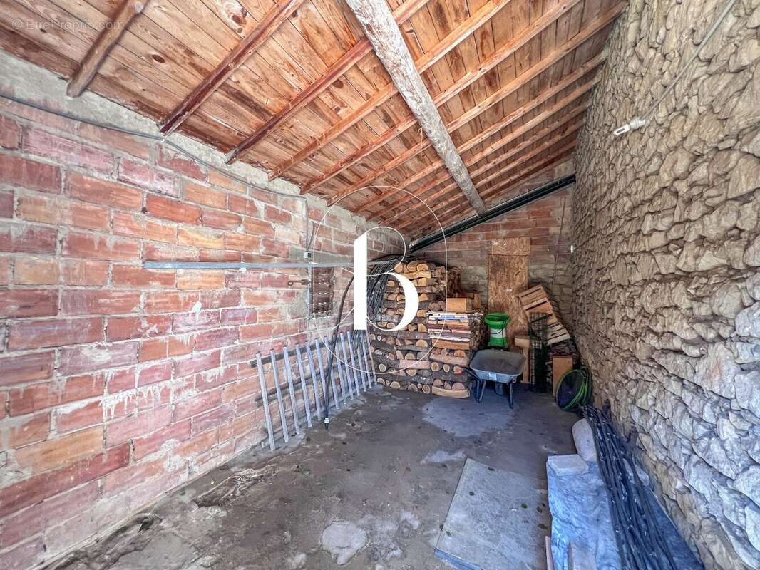 Maison à GOUDARGUES