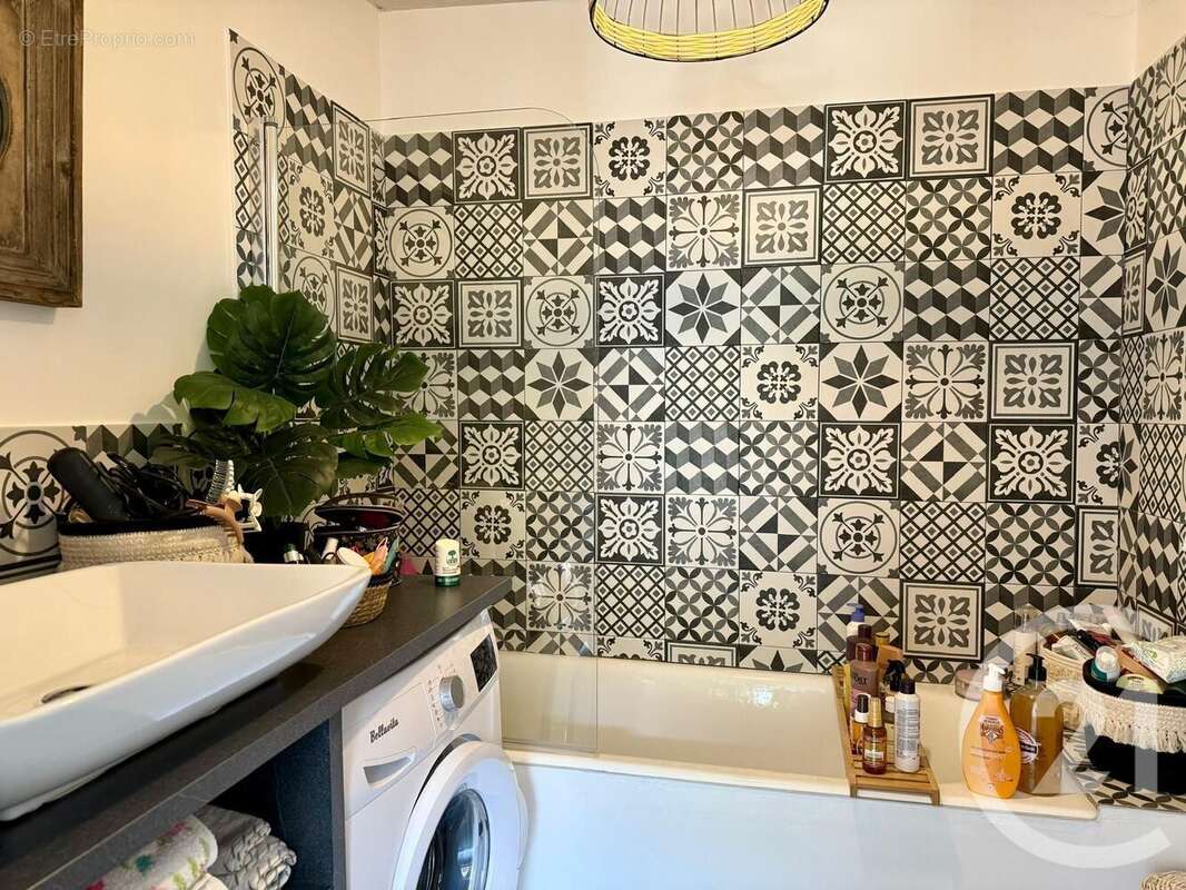 Maison à VERT-EN-DROUAIS