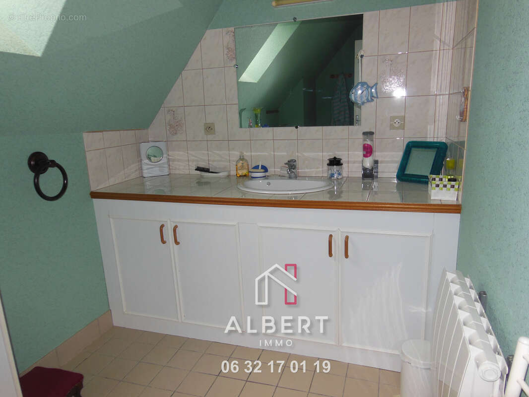 Maison à NOYANT-LA-PLAINE