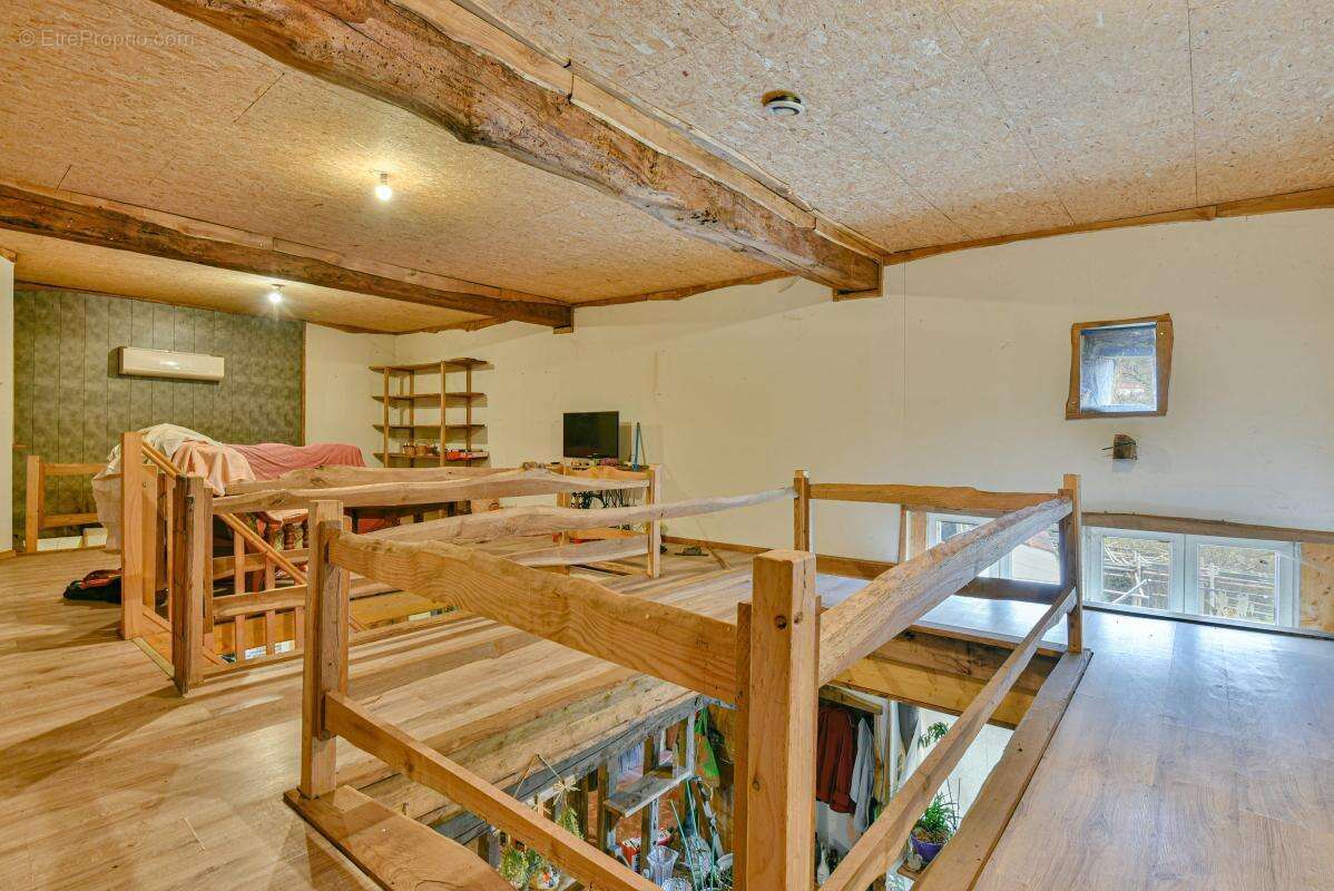 Maison 220 m² à Champagnac-La-Riviere  - photo 12