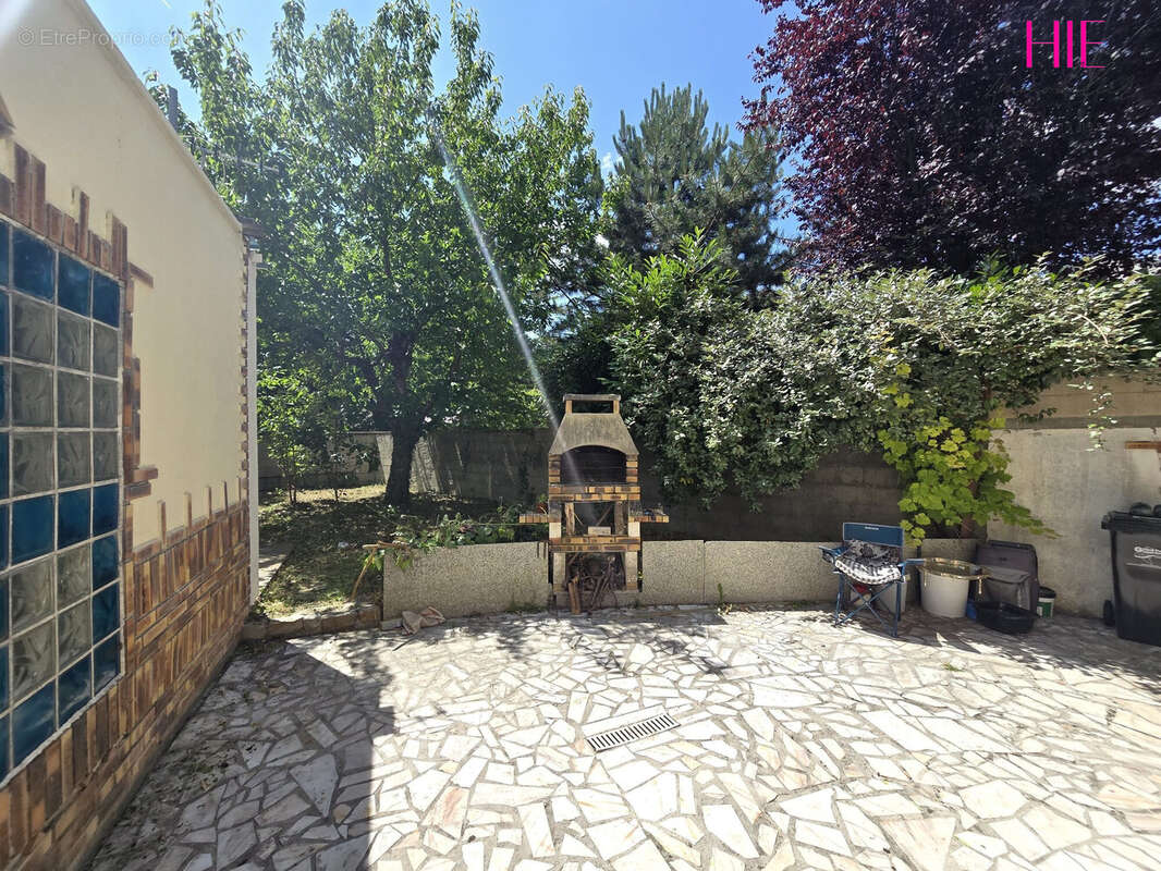 Maison à LIVRY-GARGAN