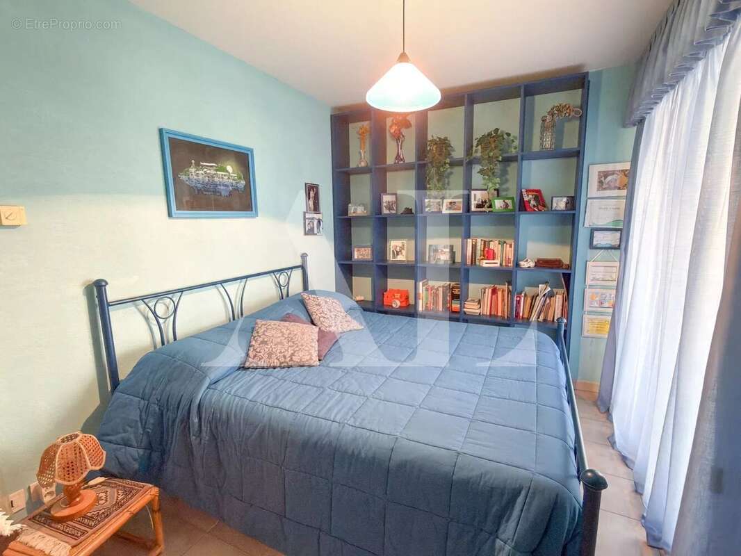 Appartement à VALLAURIS