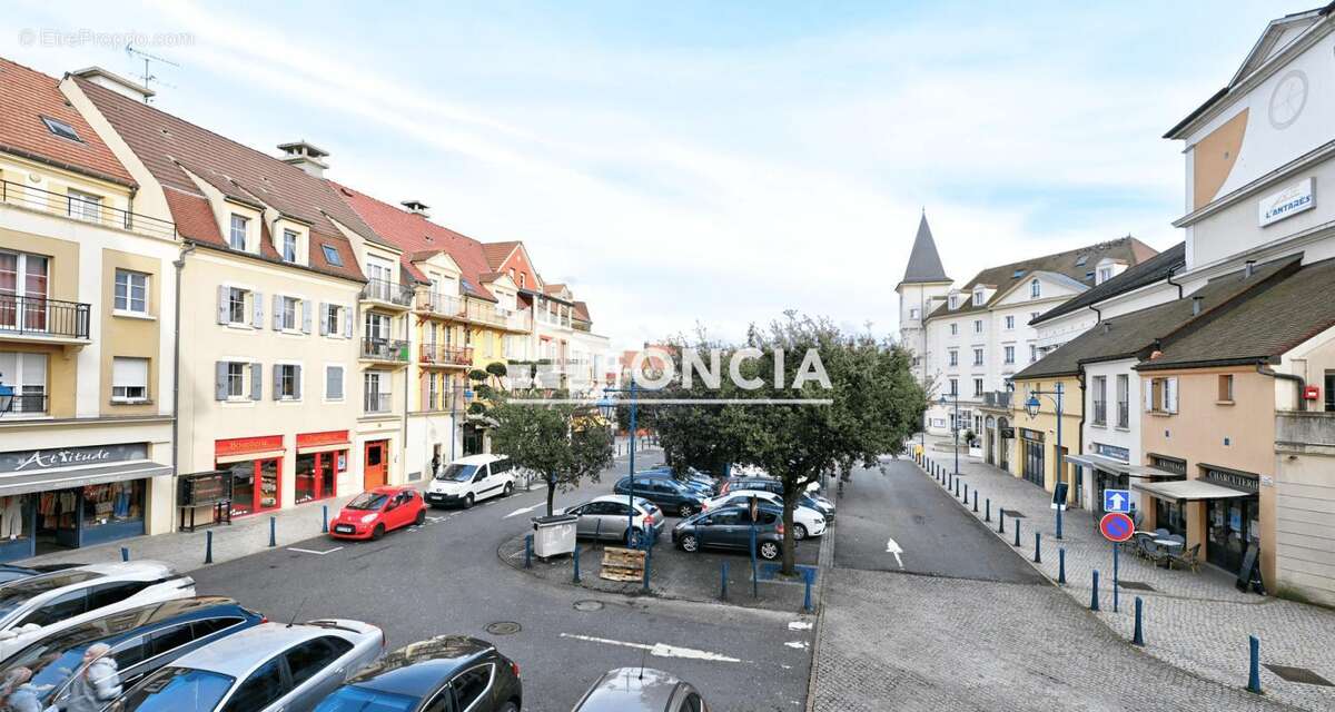 Appartement à VAUREAL