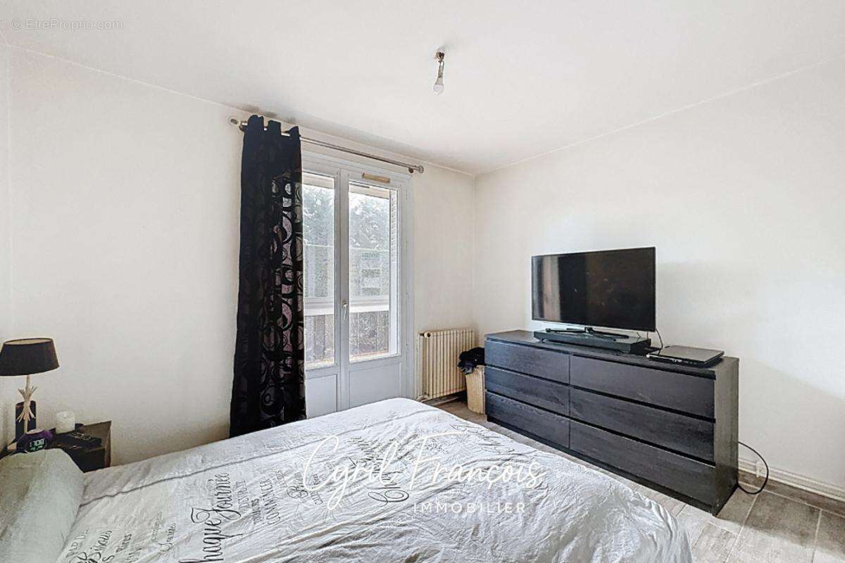 Appartement à SATHONAY-CAMP