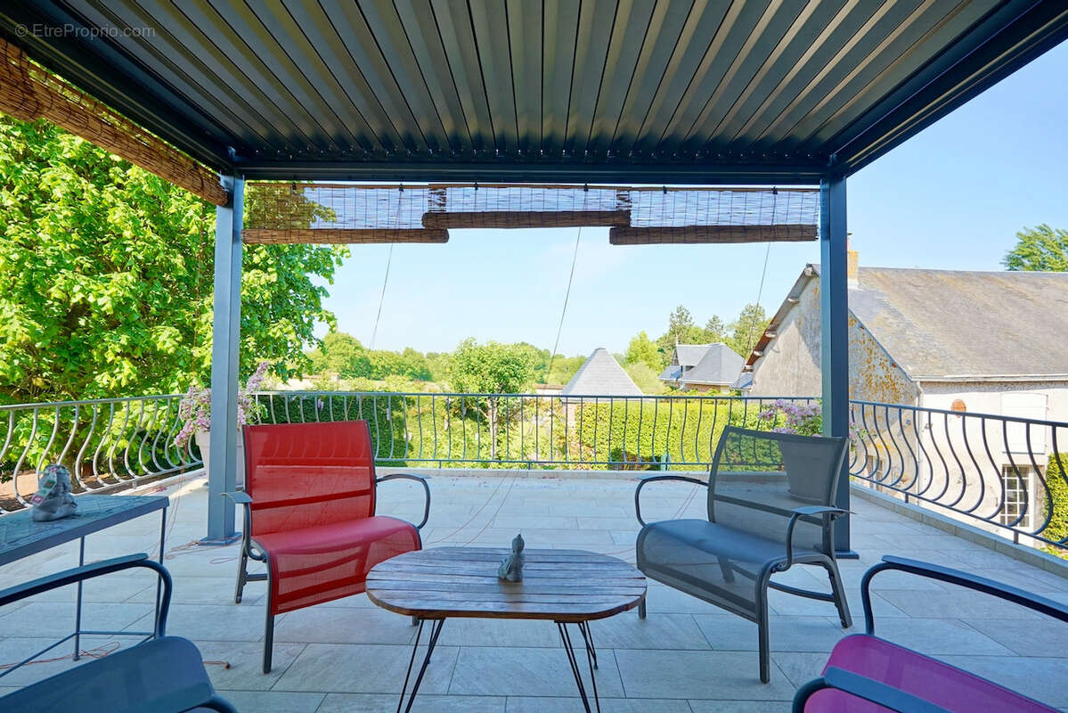 Maison à LA CHAPELLE-SAINT-LAURENT