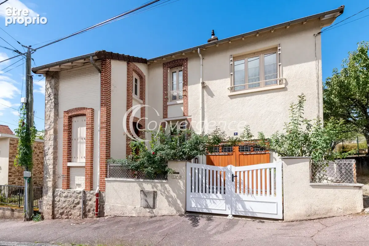 A rénover, maison de ville avec 4 chambres et garage - photo 3