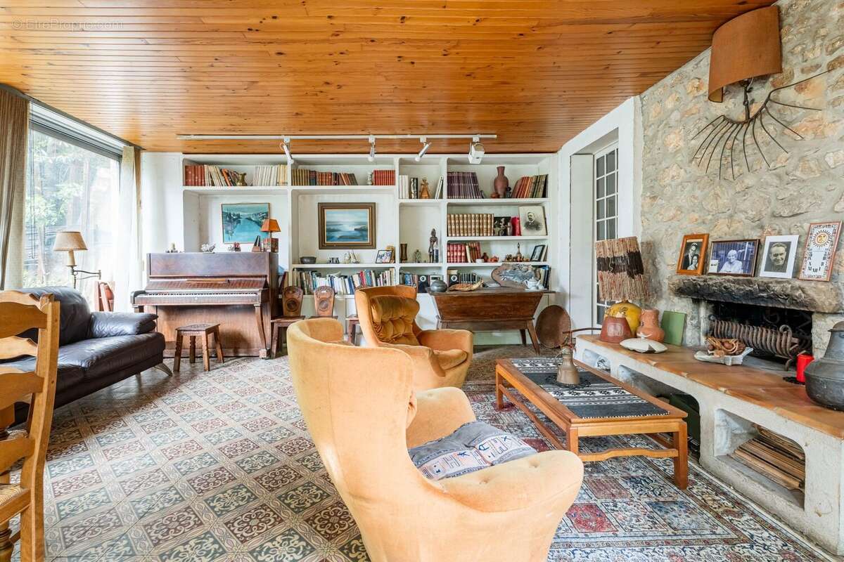 Maison à MARSEILLE-8E