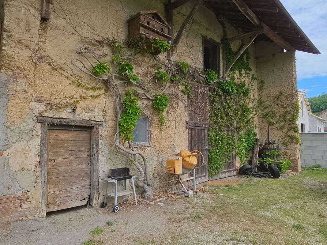 Maison à CHAMPIER