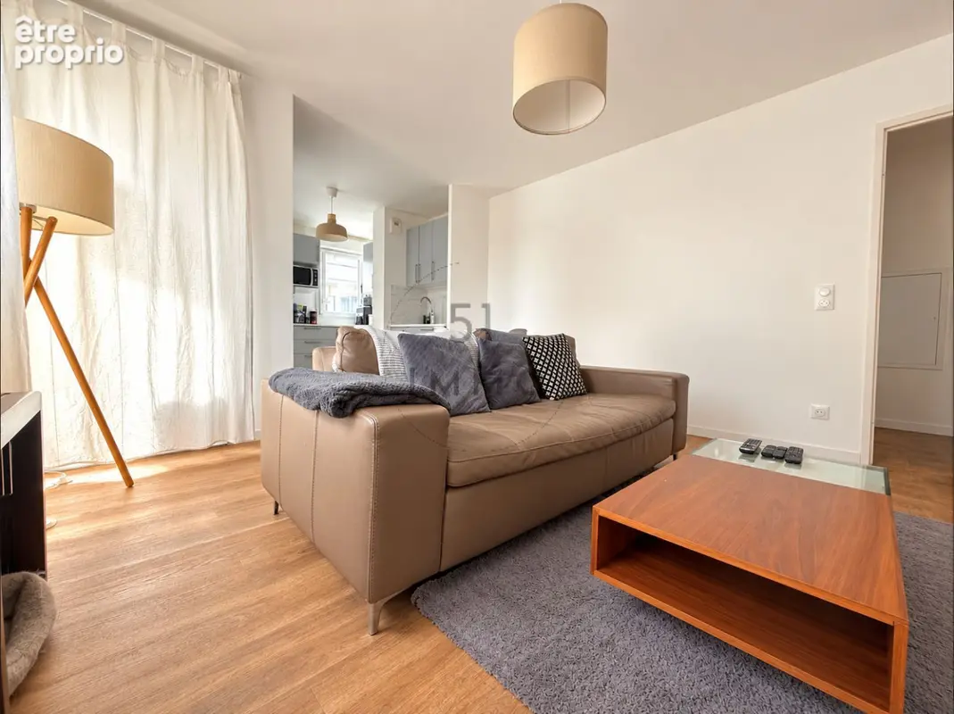 Appartement 2 pièces 49 m² à vendre à Thiais (94320) - photo 2