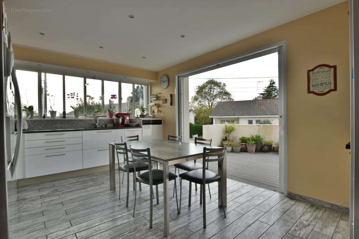 Maison 155 m² à Cholet  - photo 2