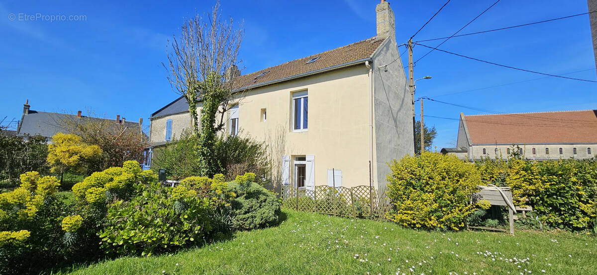 Maison à GRANDCAMP-MAISY