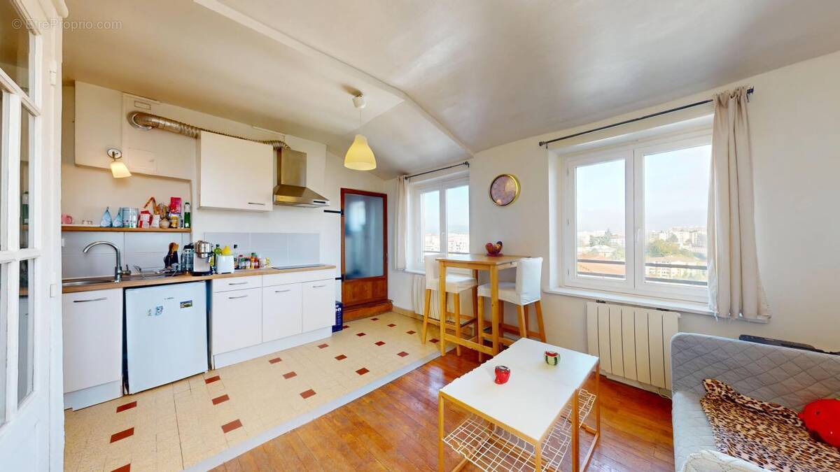 Appartement à LYON-4E