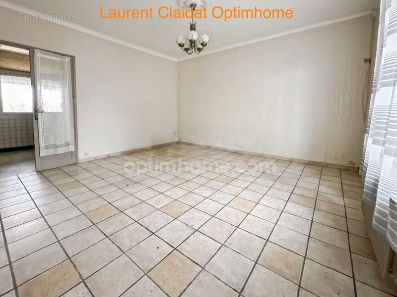 Maison à SAINT-QUENTIN