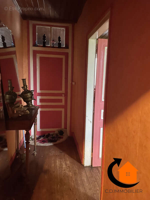 Maison à CHAMPROND-EN-GATINE