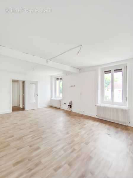 Appartement 50 m² à Mandeure  - photo 2