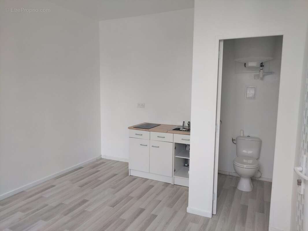 Appartement 31 m² à Caudebec-Les-Elbeuf  - photo 2