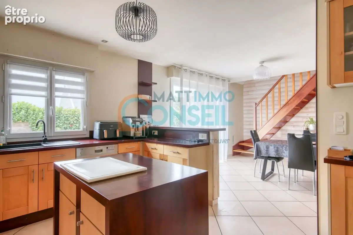 Maison 112 m² à Ferel  - photo 4