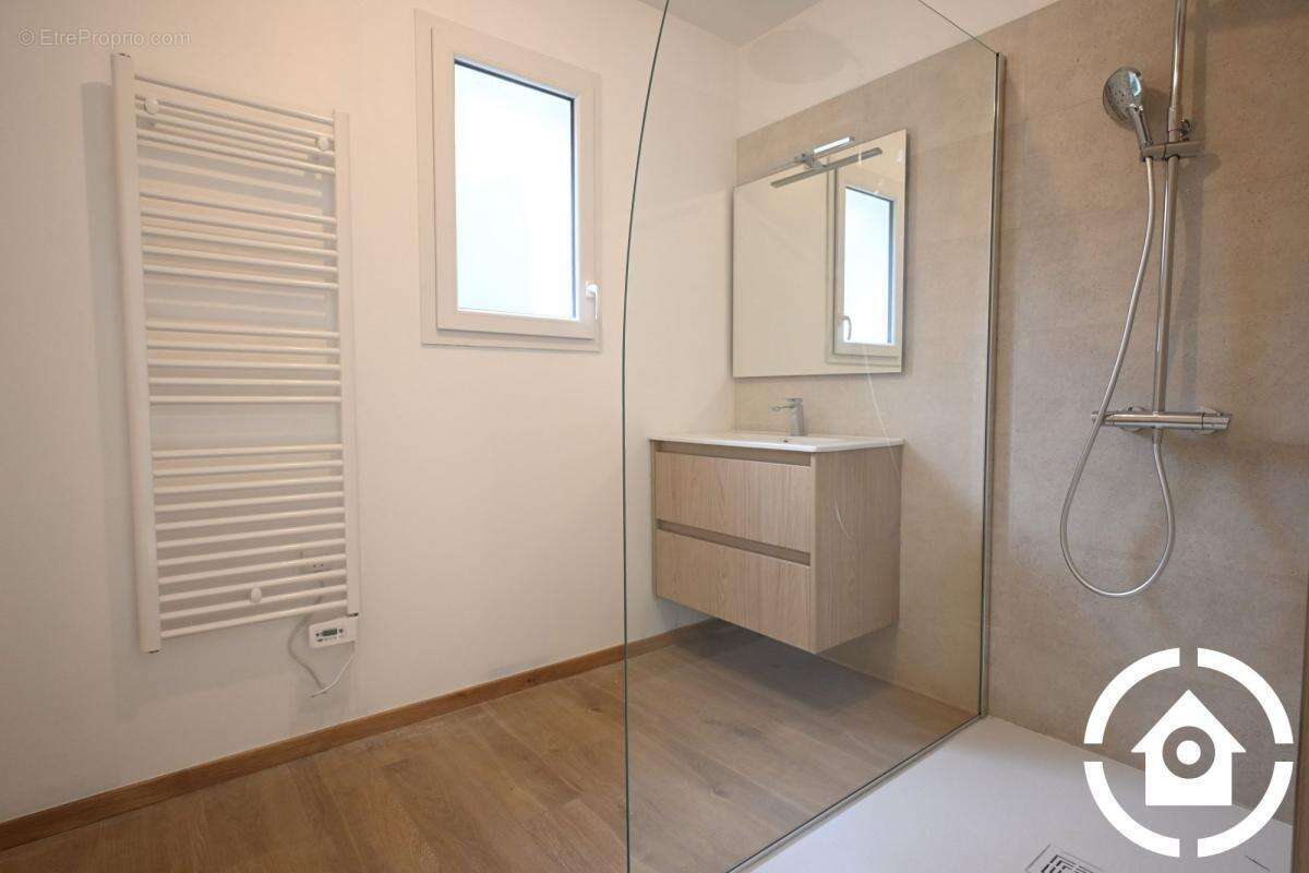 Maison de plain-pied construite en 2024 - photo 15