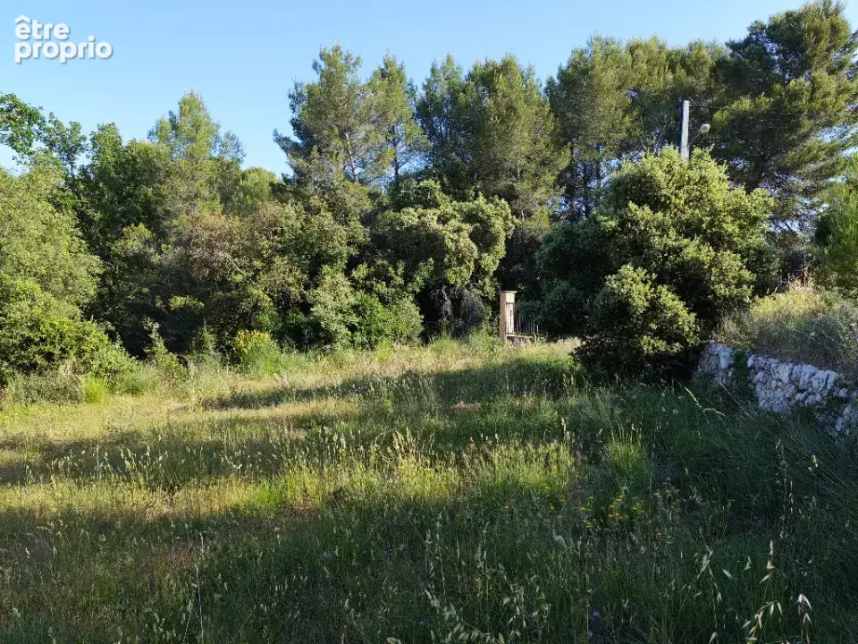 Terrain 677 m² à Lorgues  - photo 2