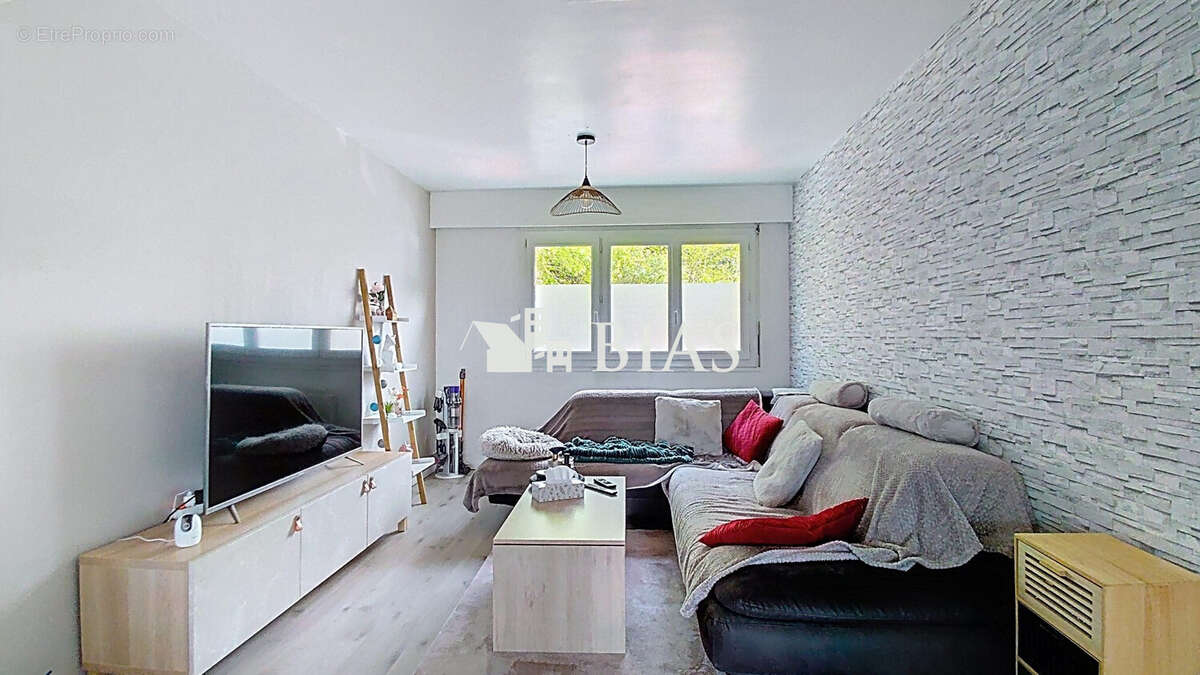 Appartement à MOULINEAUX