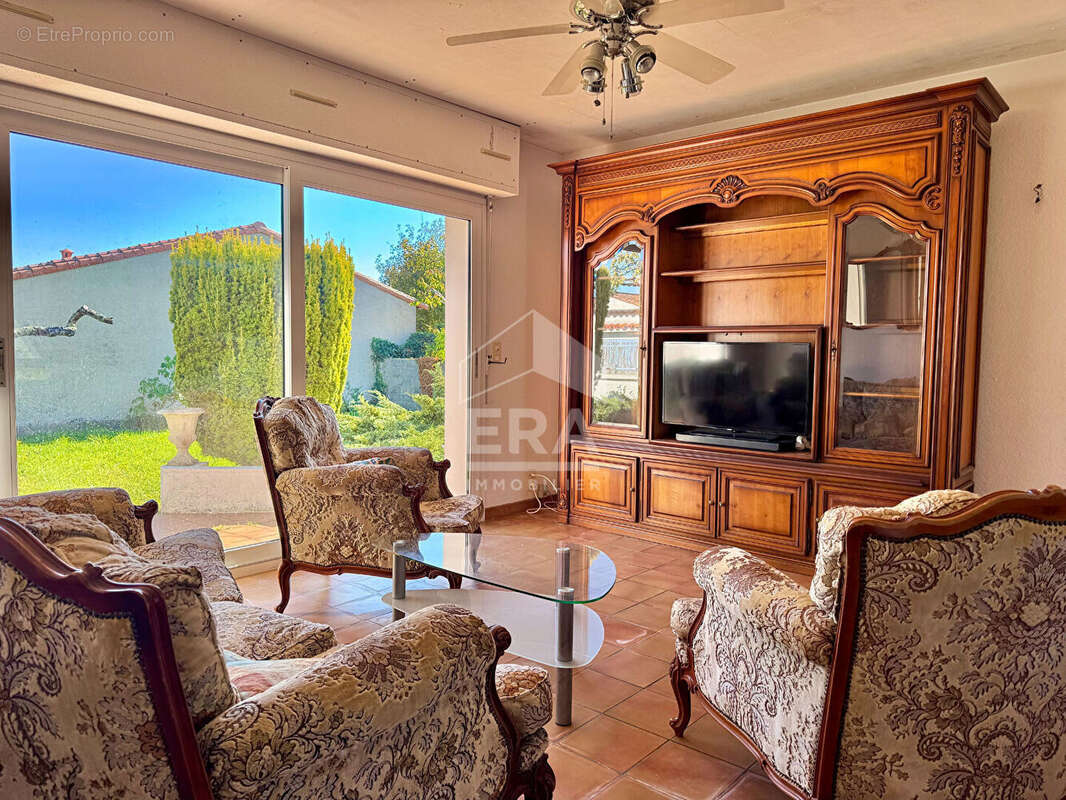 Maison à VAUX-SUR-MER