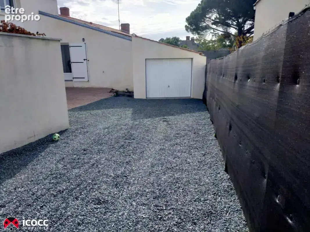 Maison 86 m² à Lucon  - photo 6